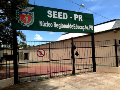 fachada do ncleo reginal de educao de Ponta Grossa